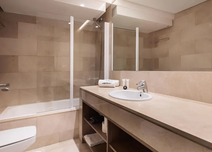 דירה Passeig De Gracia By Enjoybcn ברצלונה